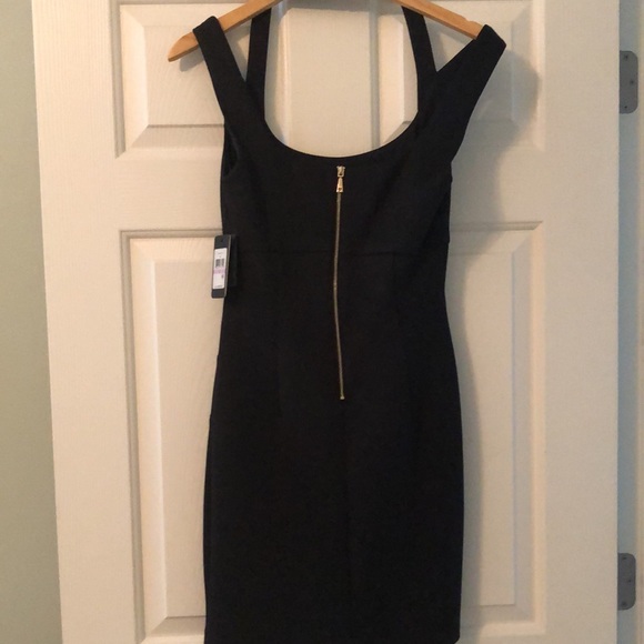 Pretty New with tags black dress size 6 - Picture 3 of 6